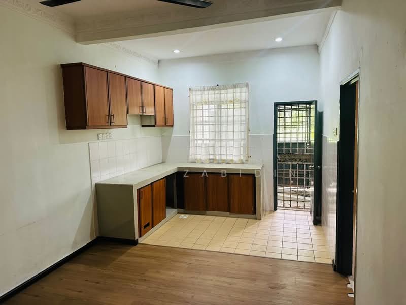 Rumah Teres 1 Tingkat untuk Disewa di Klang (Selangor) - Azri Zabidin - PropertyGuru.com.my