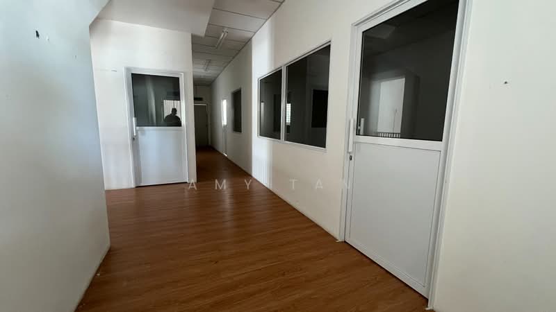 Shop / Office for Rent in Bandar Cassia (Batu Kawan) - Amy Tan - Corridor - PropertyGuru.com.my