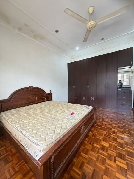 2-storey Terraced House for Sale in Taman Munshi Ibrahim (Tampoi) - Iden Tan - Bedroom - PropertyGuru.com.my