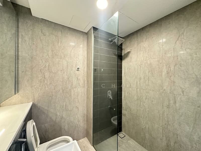 Servis Apartment untuk Disewa di Cantara Residences - Alvis Chong - Bathroom - PropertyGuru.com.my