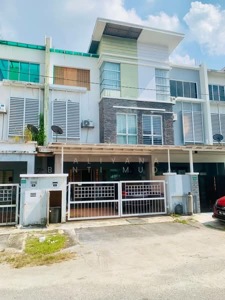 3-storey Terraced House for Sale in Sungai Buloh (Selangor) - Faliyana binti Muda - PropertyGuru.com.my