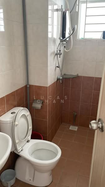 Kondominium untuk Disewa di Pearl Avenue - Lucas Chan - Bathroom - PropertyGuru.com.my