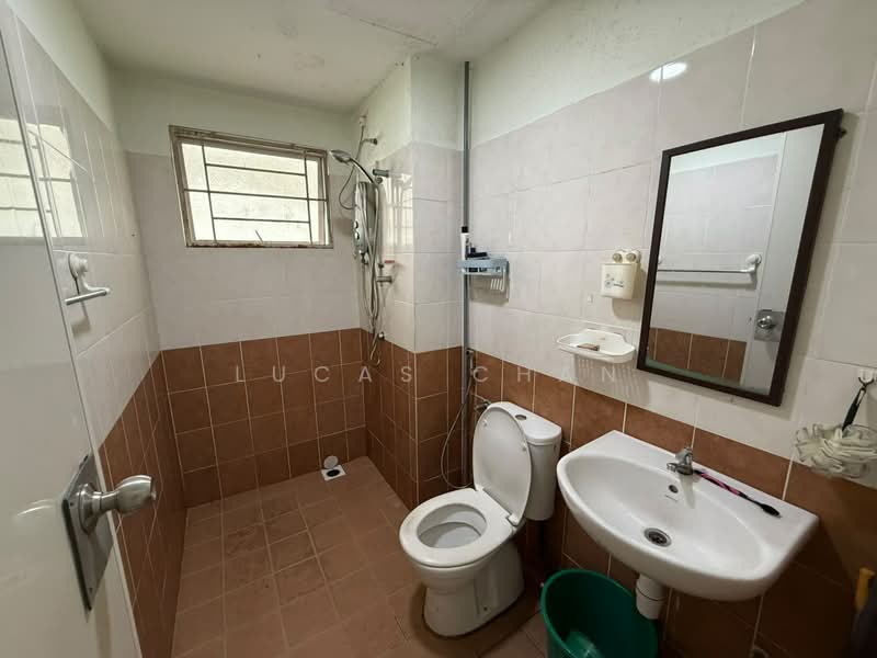Kondominium untuk Disewa di Pearl Avenue - Lucas Chan - Bathroom - PropertyGuru.com.my