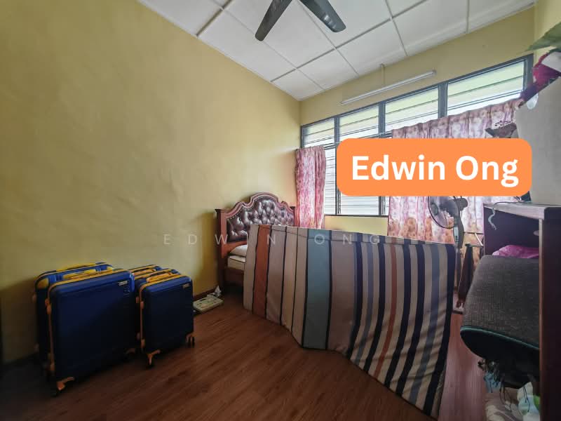 2-storey Terraced House for Sale in Gelugor (Penang) - Edwin Ong - Bedroom - PropertyGuru.com.my
