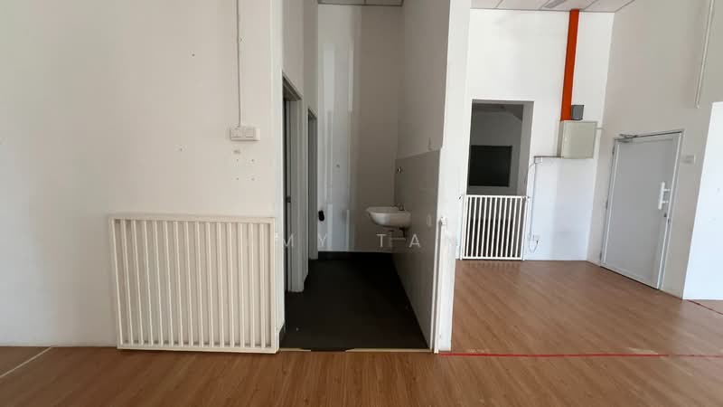 Shop / Office for Rent in Bandar Cassia (Batu Kawan) - Amy Tan - Interior - PropertyGuru.com.my