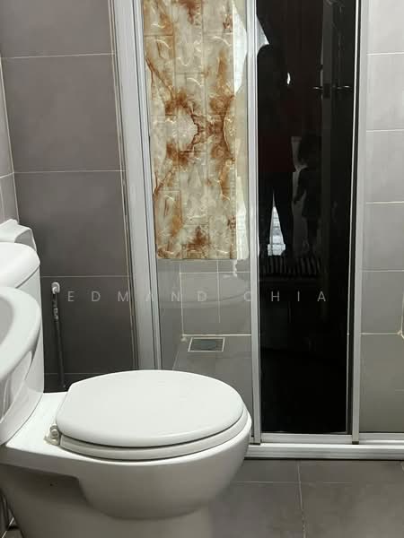 Service Residence for Rent at Savanna Executive Suite @ Southville City - Edmand Chia - Bathroom - PropertyGuru.com.my
