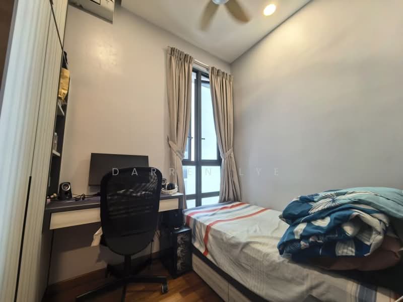 Kondominium untuk Dijual di Queens Residences Q1 @ Queens Waterfront - Darren Lye - Bedroom - PropertyGuru.com.my
