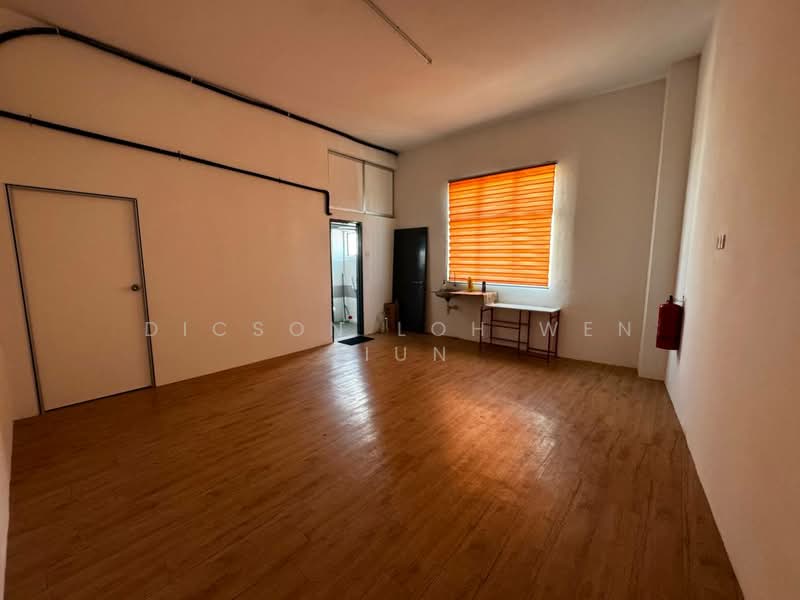 Shop / Office for Rent in Taman Gangsa (Durian Tunggal) - Dicson Loh Wen Jiun - Interior - PropertyGuru.com.my