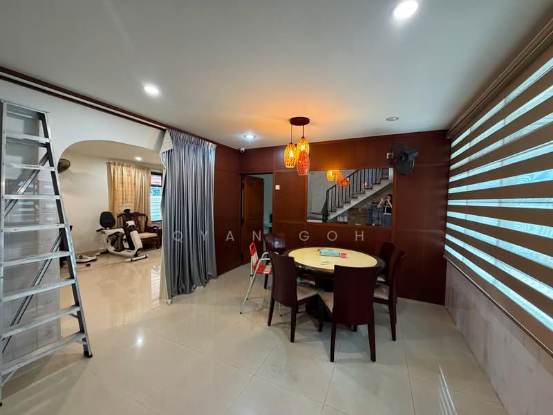 Rumah Berkembar untuk Dijual di Island Park (Jelutong) - Qyan Goh - Dining Room - PropertyGuru.com.my