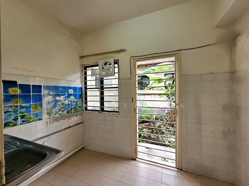 Townhouse for Sale in Saujana Melawati (Melawati) - Goh Kien Hua - Kitchen - PropertyGuru.com.my
