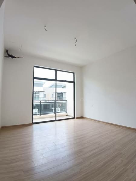 2-storey Terraced House for Sale in Tampoi (Johor) - Max Loh - Living Room - PropertyGuru.com.my