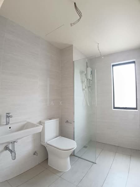 2-storey Terraced House for Sale in Tampoi (Johor) - Max Loh - Bathroom - PropertyGuru.com.my