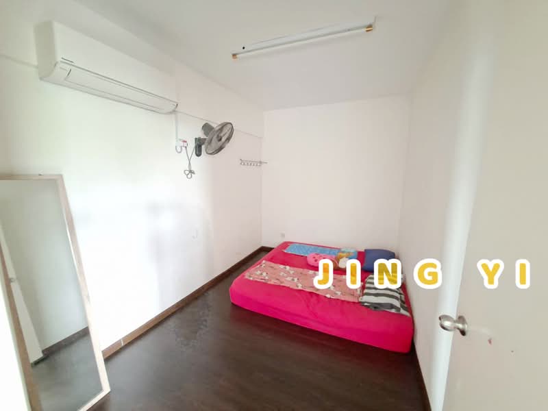 Pangsapuri untuk Dijual di Mutiara Vista - Jing Yi - Bedroom - PropertyGuru.com.my