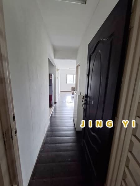 Pangsapuri untuk Dijual di Mutiara Vista - Jing Yi - Corridor - PropertyGuru.com.my