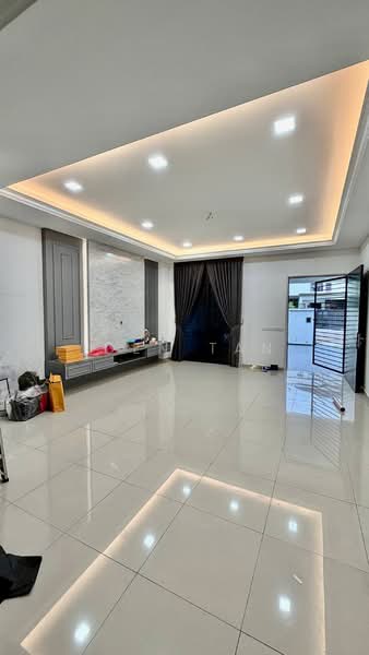 Cluster House for Sale in Kota Masai (Pasir Gudang) - Iden Tan - Living Room - PropertyGuru.com.my