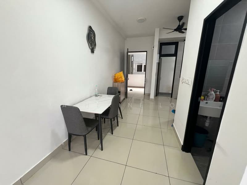 Servis Apartment untuk Dijual di Twin Tower Residence - Katherine Low - Corridor - PropertyGuru.com.my