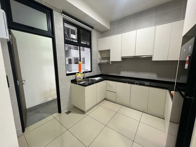 Servis Apartment untuk Dijual di Twin Tower Residence - Katherine Low - Kitchen - PropertyGuru.com.my