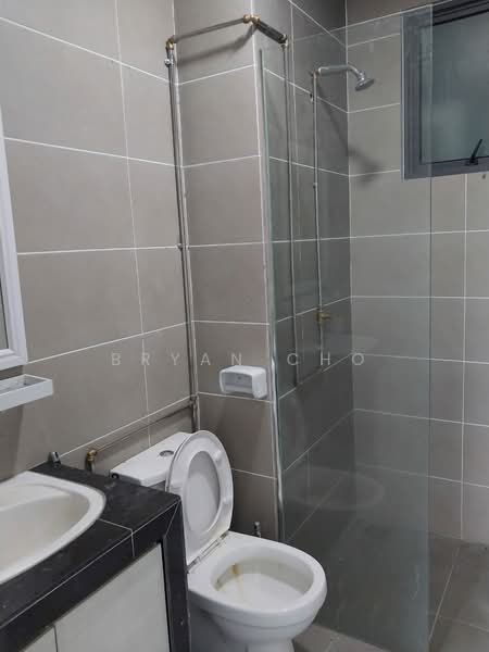 Pangsapuri untuk Dijual di Ria @ Amaniah Mulia - Bryan Cho - Bathroom - PropertyGuru.com.my