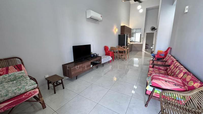 1-storey Terraced House for Rent in Taman Impian Emas (Skudai) - Luis Lim - Living Room - PropertyGuru.com.my