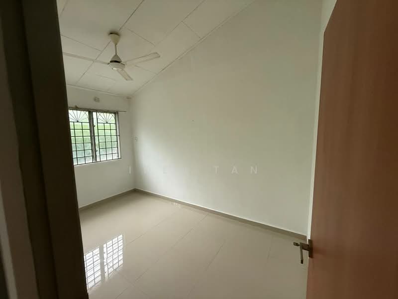 2-storey Terraced House for Sale in Taman Desa Cemerlang (Ulu Tiram) - Iden Tan - Interior - PropertyGuru.com.my