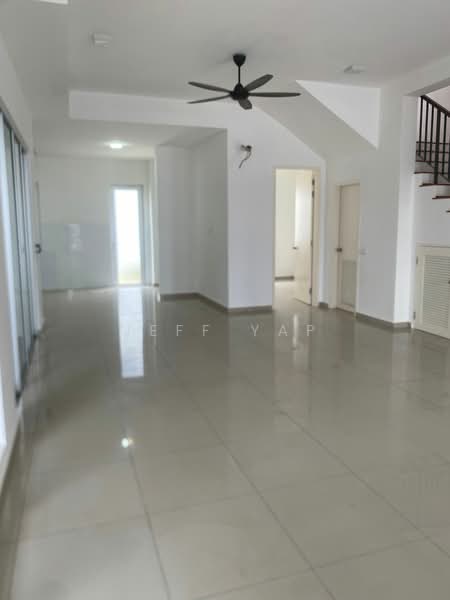 Rumah Berkembar untuk Dijual di Eco Forest (Semenyih) - Jeff Yap - Living Room - PropertyGuru.com.my