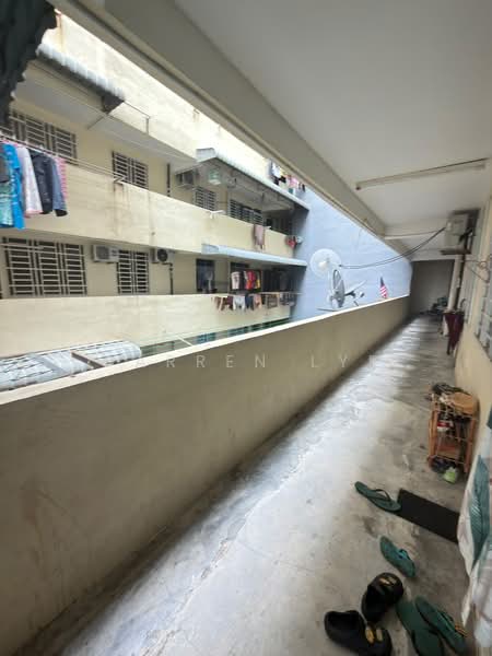 Rumah Flat untuk Dijual di Mutiara Anggun - Darren Lye - Exterior - PropertyGuru.com.my