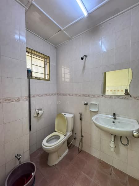 Rumah Teres 2 Tingkat untuk Dijual di Fortune Park Kepong (Kepong) - Alison Chiu - Bathroom - PropertyGuru.com.my
