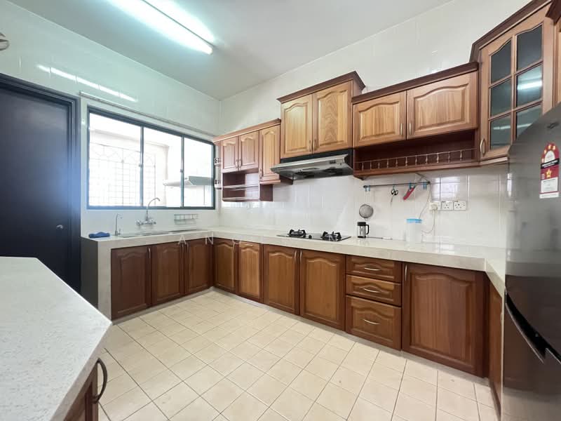 Rumah Berkembar untuk Dijual di Taman Bukit Segar (Cheras) - Angel Ng - Kitchen - PropertyGuru.com.my