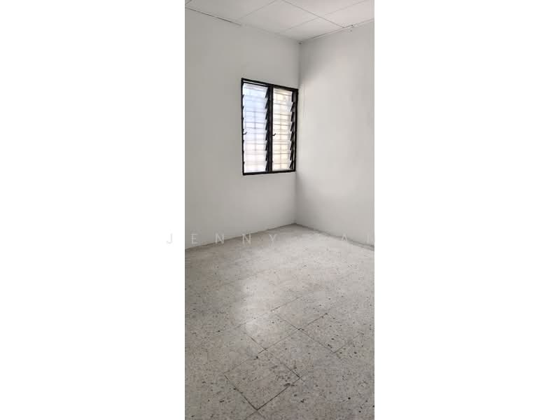 1-storey Terraced House for Rent in Taman Bukit Permai (Ampang) - Jenny Tan - Interior - PropertyGuru.com.my