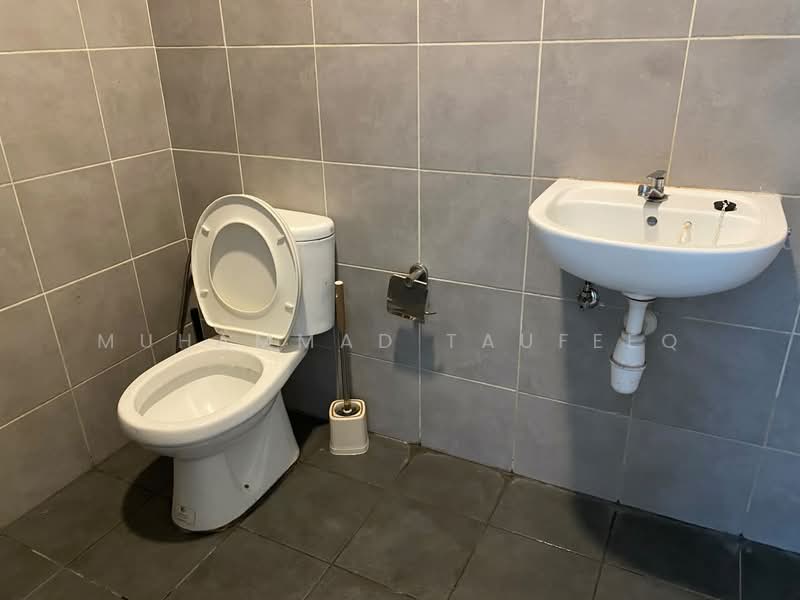 Condominium for Rent at Ara Sentral - Muhammad Taufeeq - Bathroom - PropertyGuru.com.my