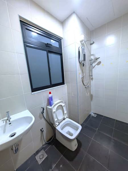 Cluster House for Sale in Iskandar Puteri (Nusajaya) (Johor) - Karl Lim - Bathroom - PropertyGuru.com.my