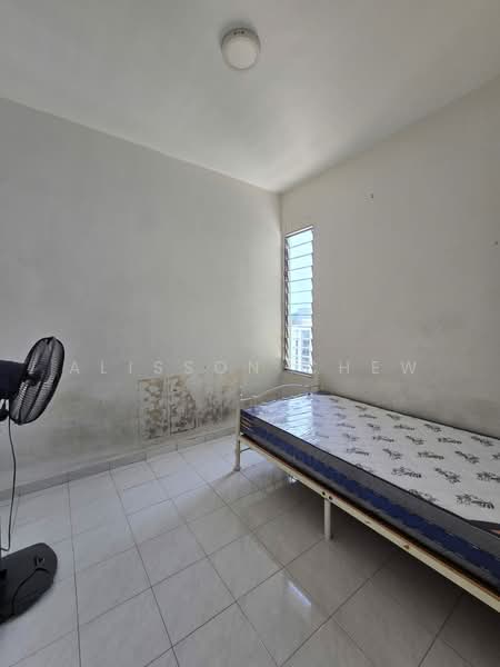 Condominium for Sale at N-Park Condominium - Alisson Chew - Bedroom - PropertyGuru.com.my