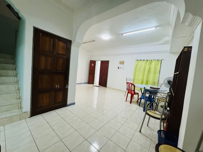 Rumah Teres 2 Tingkat untuk Dijual di Karak (Pahang) - Harry Chin - PropertyGuru.com.my