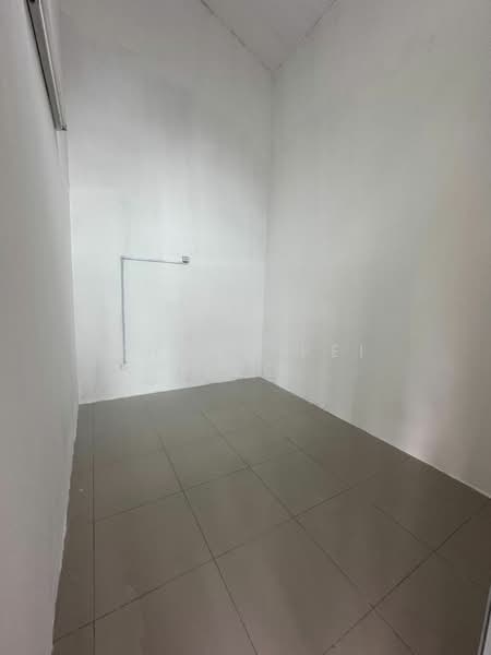 Rumah Berkembar untuk Dijual di Taman Langat Jaya (Banting) - Chong Pei Sze - Interior - PropertyGuru.com.my