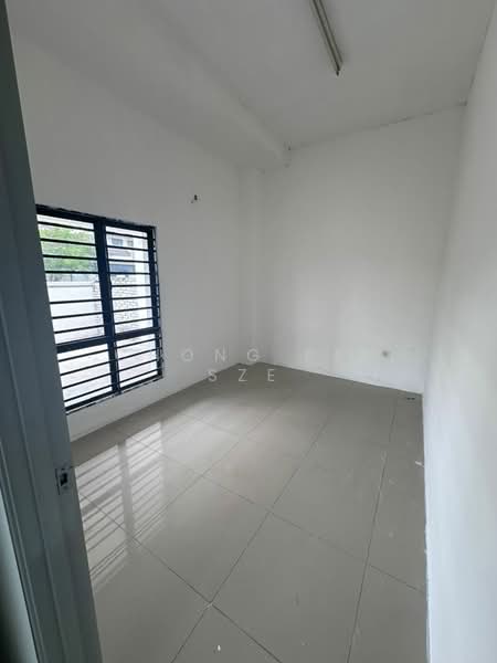 Rumah Berkembar untuk Dijual di Taman Langat Jaya (Banting) - Chong Pei Sze - Interior - PropertyGuru.com.my