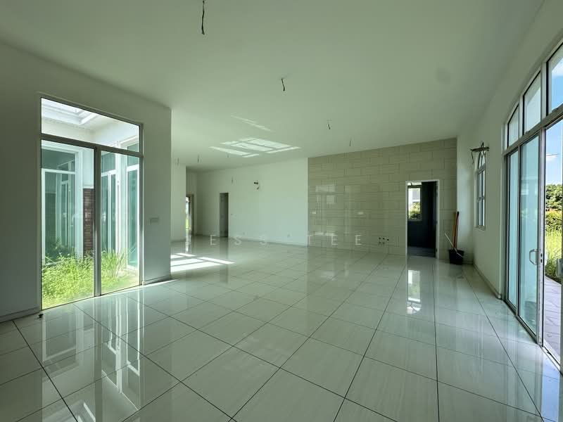 Bungalow for Sale in Setia Eco Park (Setia Alam) - Jess Tee - Living Room - PropertyGuru.com.my