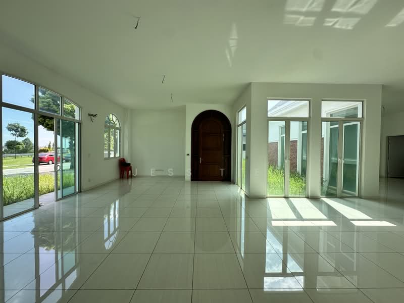 Bungalow for Sale in Setia Eco Park (Setia Alam) - Jess Tee - Living Room - PropertyGuru.com.my