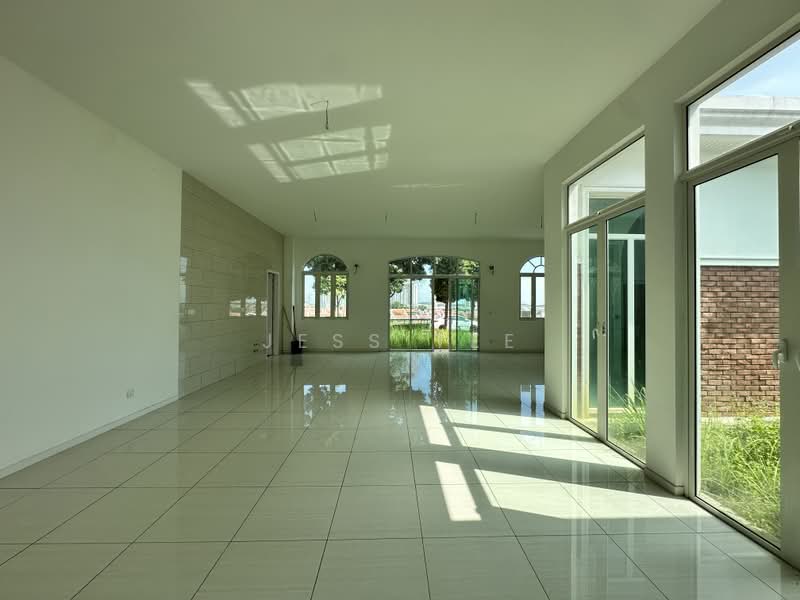 Bungalow for Sale in Setia Eco Park (Setia Alam) - Jess Tee - Living Room - PropertyGuru.com.my