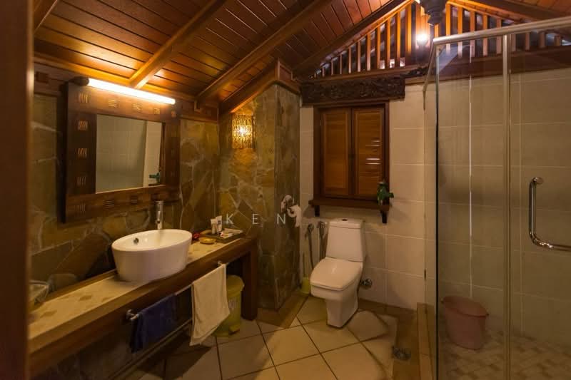 Bungalow for Rent in Bukit Jalil Golf (Bukit Jalil) - Ken . - Bathroom - PropertyGuru.com.my