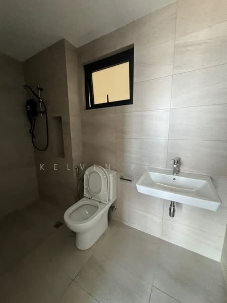 Condominium for Sale at Skyline KL - Kelvin Pong - Bathroom - PropertyGuru.com.my