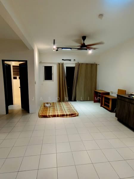 Apartment for Rent at Puncak Indah - Jason Lim - Living Room - PropertyGuru.com.my