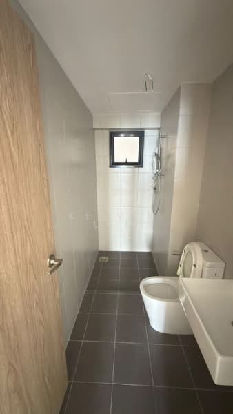 Kondominium untuk Dijual di Granito - Kelvin Lee - Bathroom - PropertyGuru.com.my