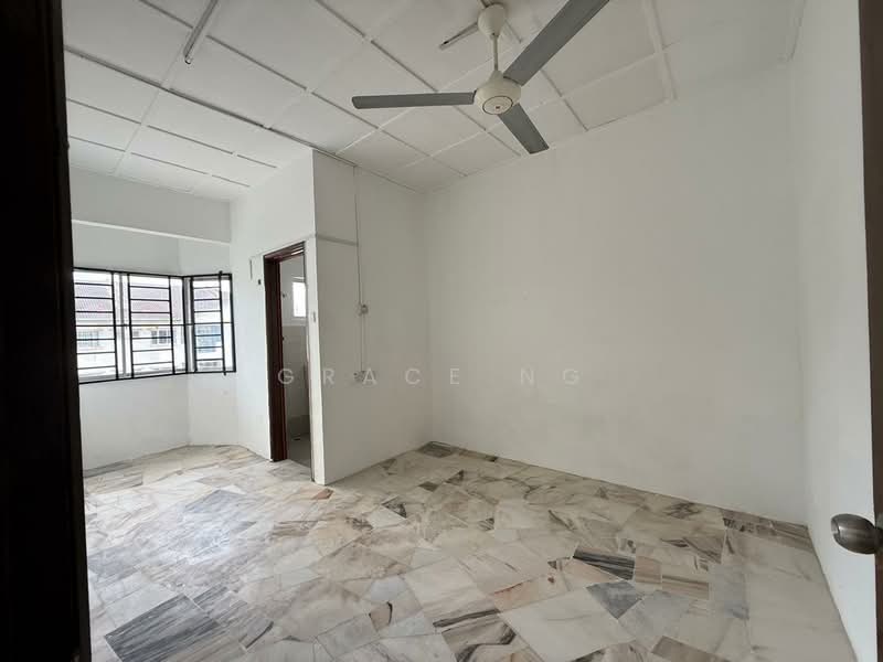 Apartment for Sale at Taman Desa Kempas - Grace Ng - Interior - PropertyGuru.com.my