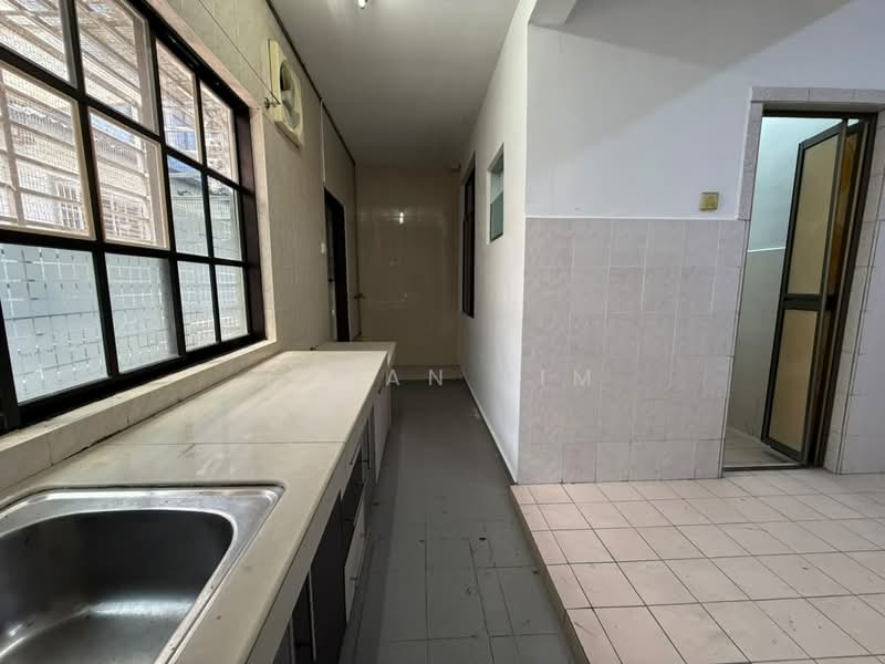 2-storey Terraced House for Sale in Bandar Mahkota Cheras (Cheras) - Ethan Lim - Kitchen - PropertyGuru.com.my