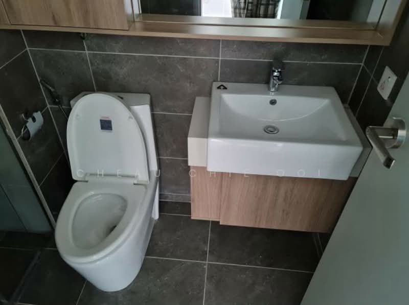 Servis Apartment untuk Disewa di Suasana @ Utropolis - Cheau Chie Ooi - Bathroom - PropertyGuru.com.my