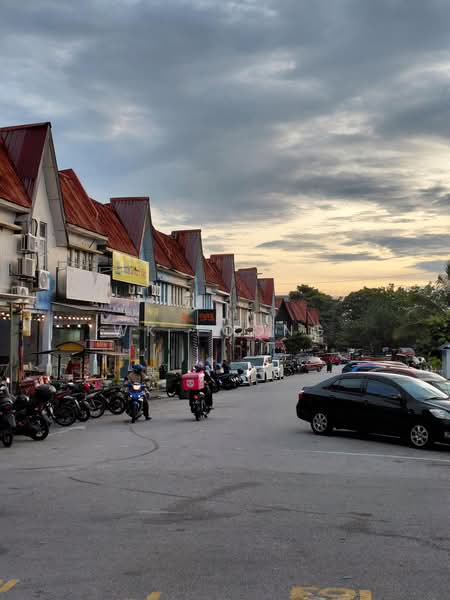 Rumah Bandar untuk Dijual di Taman Kajang Utama (Kajang) - WK Foong - PropertyGuru.com.my