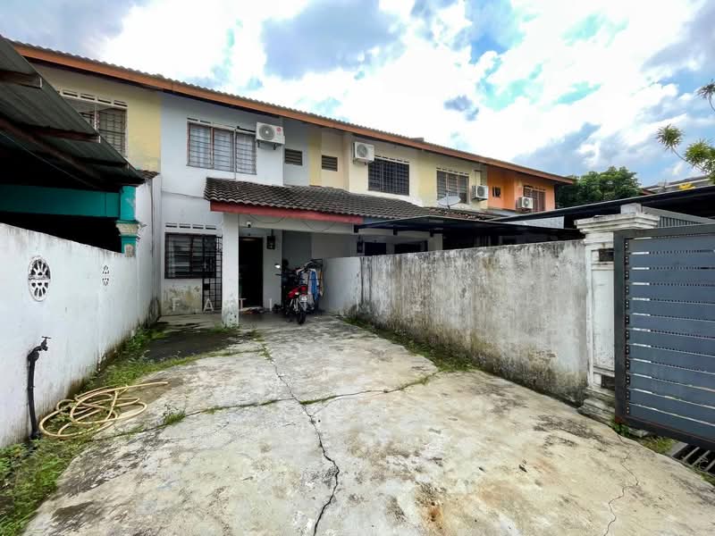 Rumah Teres 2 Tingkat untuk Dijual di Bandar Seri Alam (Masai) - Fatin Izzaty - PropertyGuru.com.my