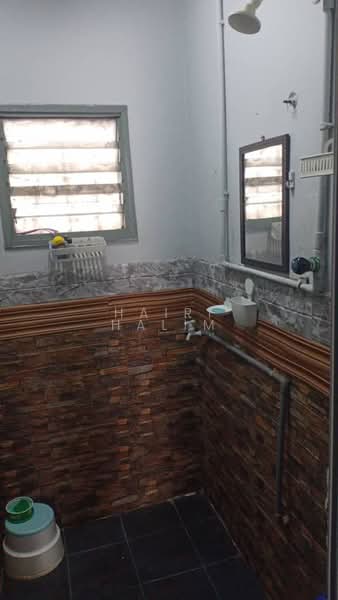 1-storey Terraced House for Sale in Kelana Jaya (Petaling Jaya) - Hairi Halim - PropertyGuru.com.my