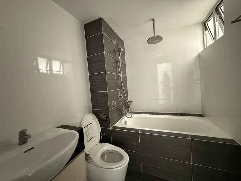 Service Residence for Sale at Molek Pulai - Eliin Loo - Bathroom - PropertyGuru.com.my