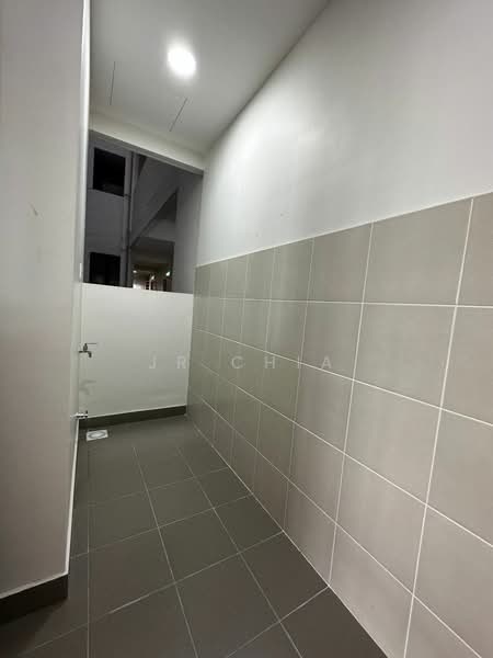 Servis Apartment untuk Disewa di Tuan Residency - JR Chia - Corridor - PropertyGuru.com.my